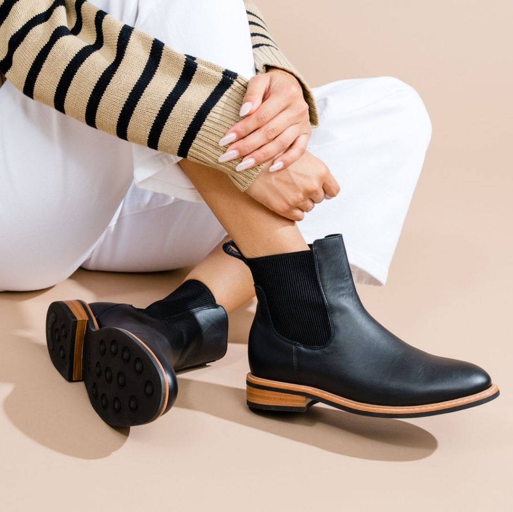 Nisolo Black Ankle Boots